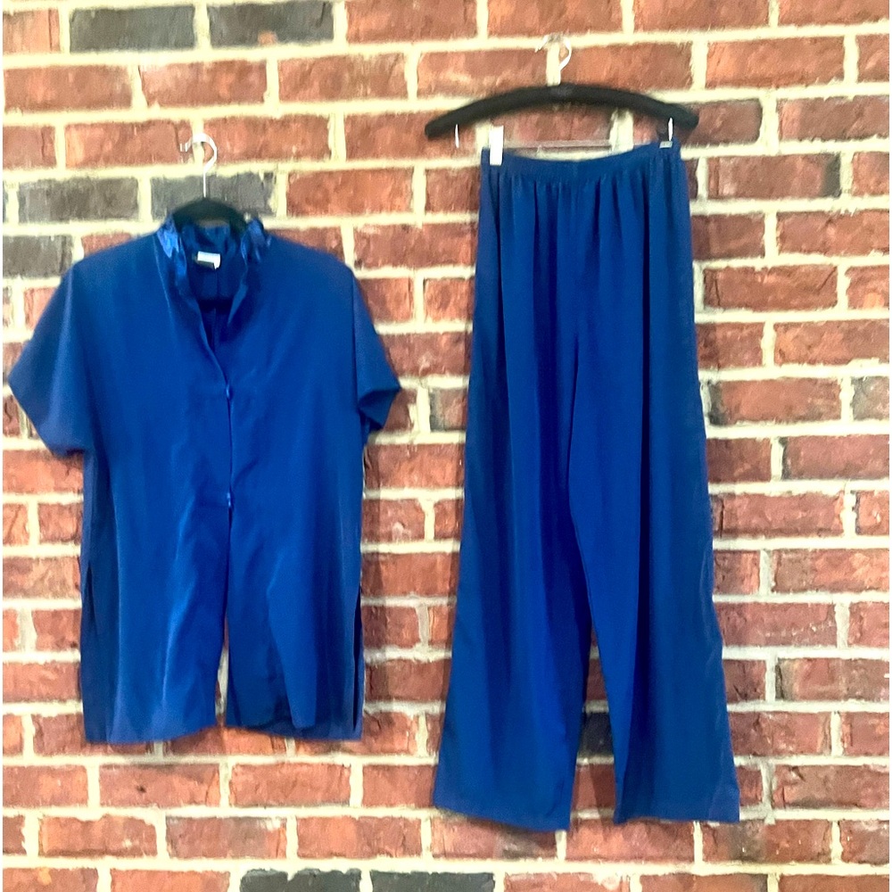 Cacique navy blue Silk /rayon blend kimono inspired pajamas